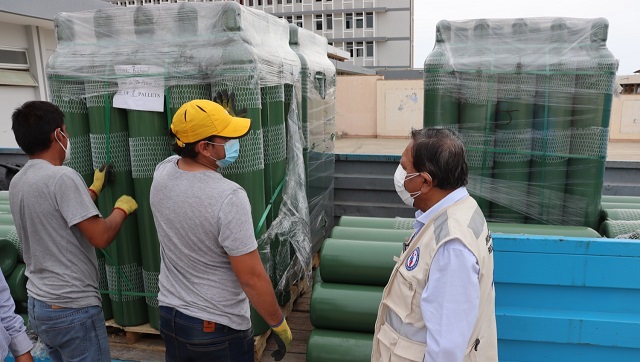 Entregan 150 balones de oxígeno a Hospital Regional de Nuevo Chimbote para pacientes Covid-19