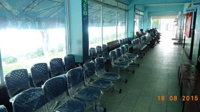 Hospital La Caleta adquiere mobiliario para mejorar atención en emergencia y consultotios externos