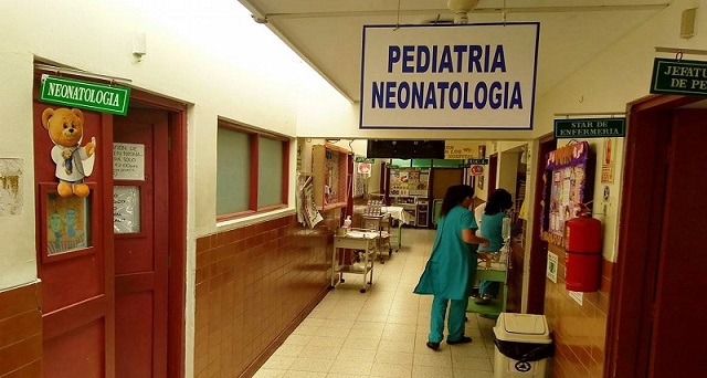 Bebé prematuro murió en hospital de Chimbote por falta de alimento parenteral que no se compró por embargo