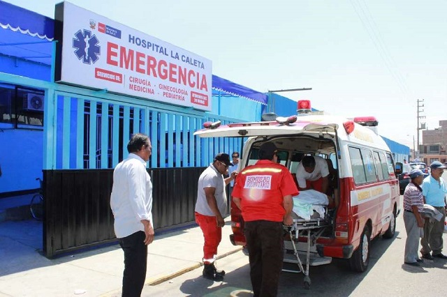 Chimbotano llega cadáver al Hospital La Caleta, se habría intoxicado con bebida alcohólica