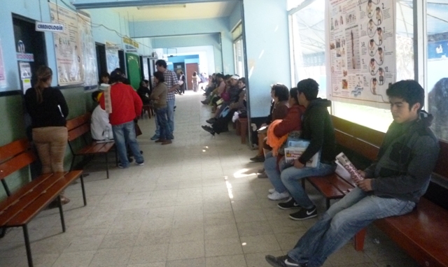 Trabajadores de “La Caleta” temen que no se construya nuevo hospital