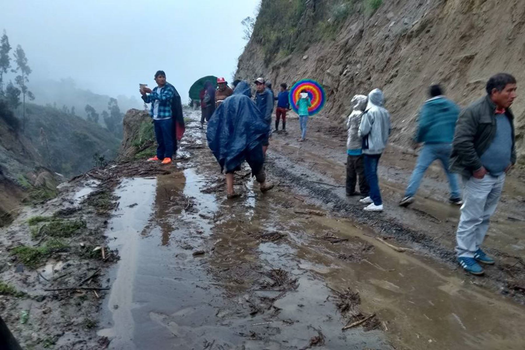 Áncash: nuevo huaico deja incomunicado al distrito  de Huacaschuque en Pallasca