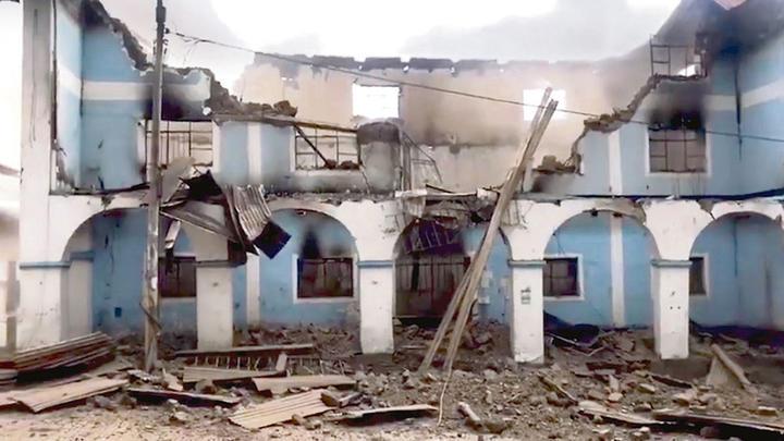 Criminalística encuentra vidrios rotos dentro de municipio de Huandoval tras incendio