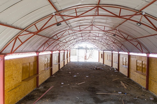 Supervisan instalación de módulos que albergarán a transportistas de “Cinco Esquinas”  