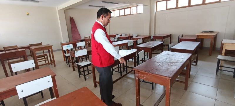 Aulas en mal estado y deficiencias en servicios básicos presentan colegios de UGEL Santa