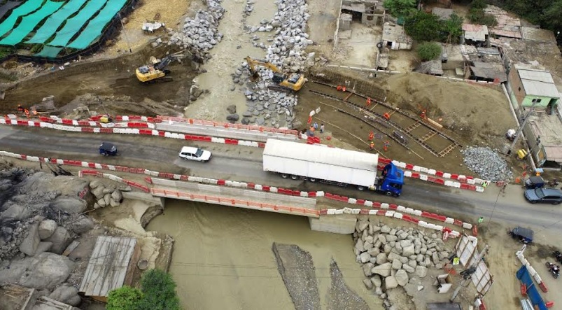 Nuevo badén provisional permitirá tránsito   vehicular en doble sentido sobre el río Sechín 
