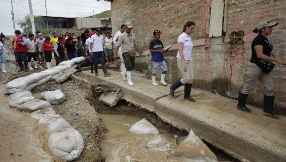 Ministra de Vivienda pide a las autoridades de Piura dejar de lado la confrontación y trabajar en la atención de la emergencia