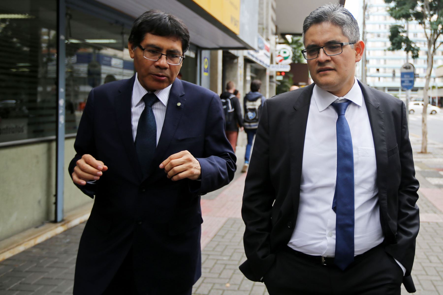 Fiscales Pérez y Juárez consideran arbitraria la decisión de la ANC contra Rafael Vela