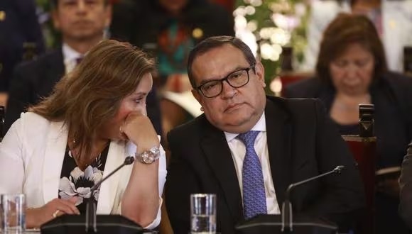 Dina Boluarte habló sobre los posibles cambios en el Gabinete de Alberto Otárola