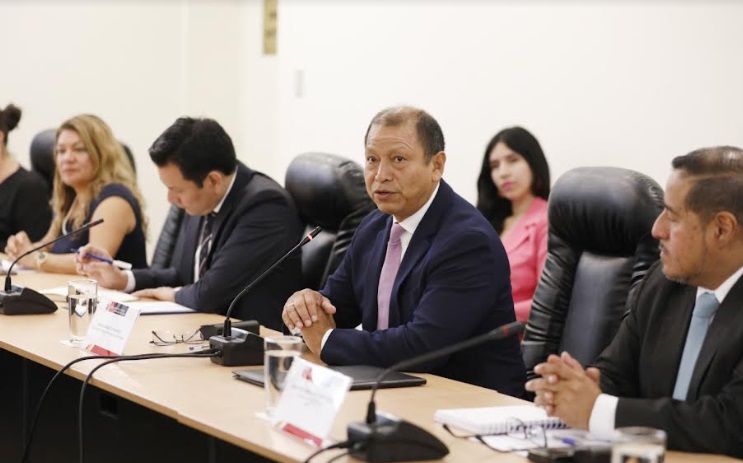 Ministro de Trabajo se reunió con representantes APEC de la Cancillería