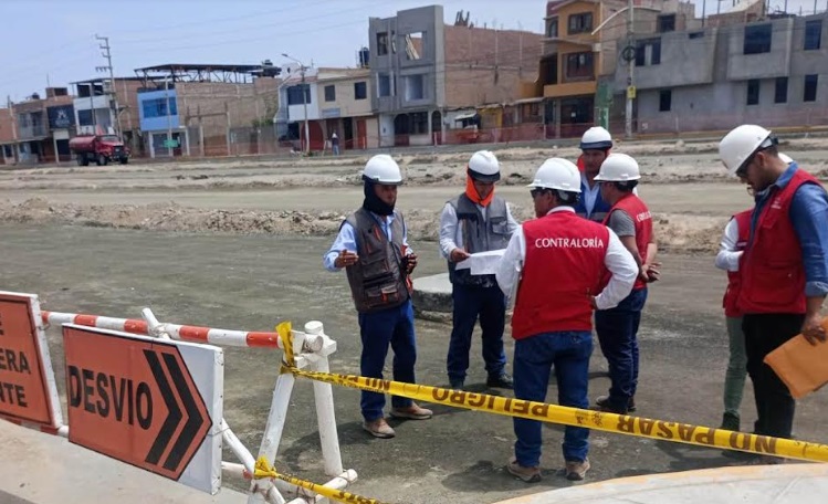 Advierten riesgo en obra que ejecuta la Municipalidad Distrital de Nuevo Chimbote en la avenida Agraria 