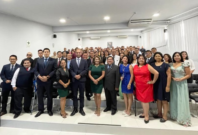 Más de 400 docentes de la UCV Chimbote quedaron listos para inicio de semestre académico