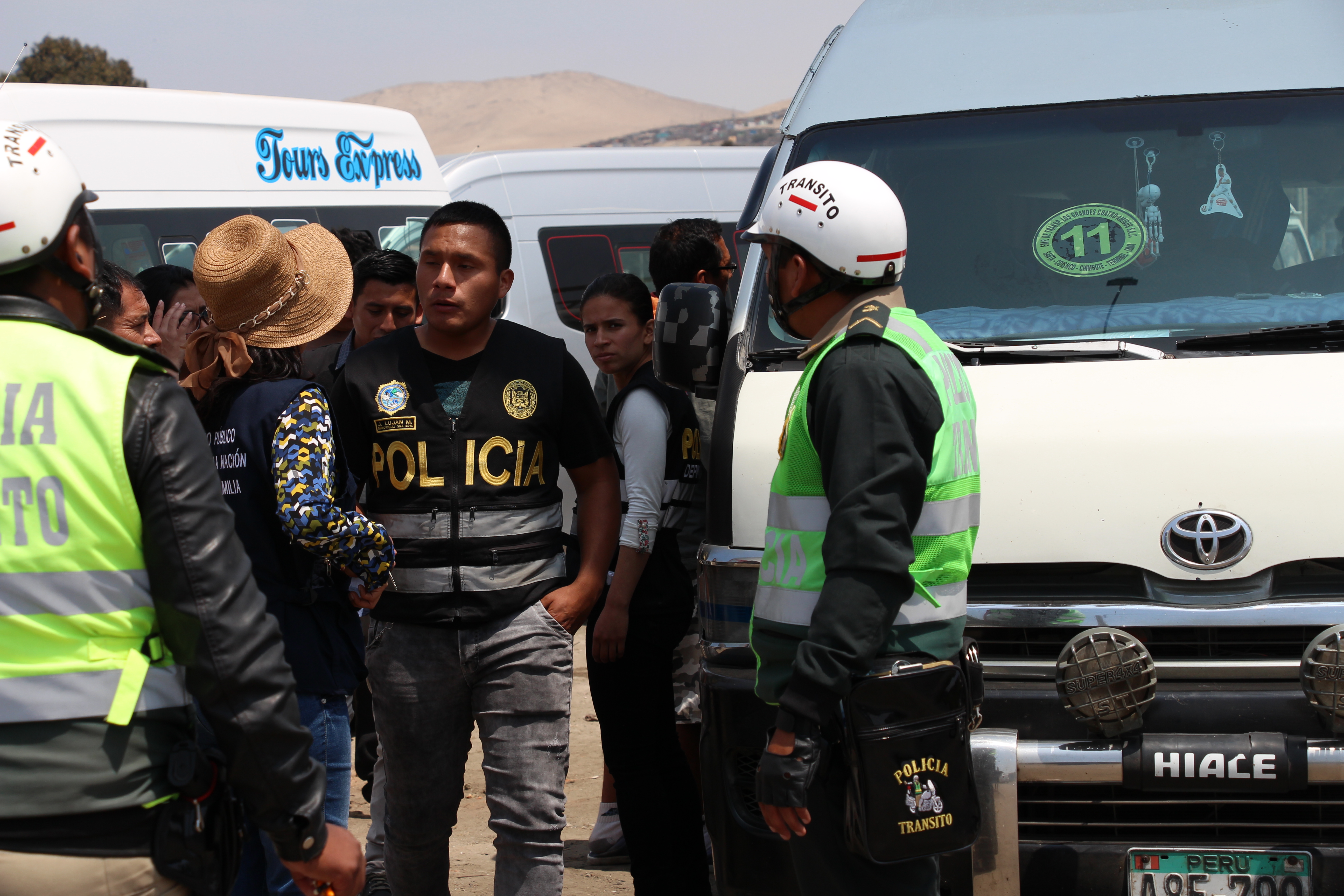 Chimbote: Fiscalía encuentra a seis menores trabajando como cobradores de combi 