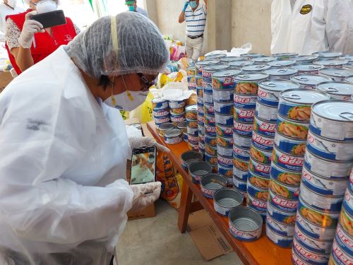 Sanipes ordena inmovilizar conservas de pescado que se entregan en canastas en Santa