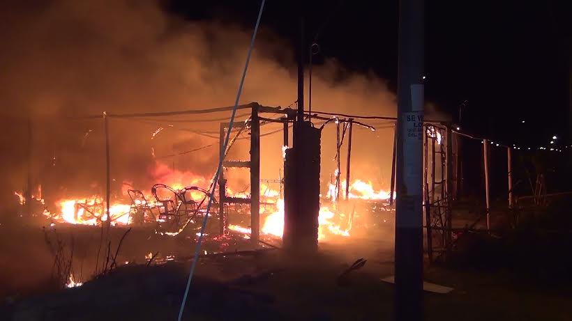 Tragedia en Nuevo Chimbote, dos hermanitos mueren en incendio