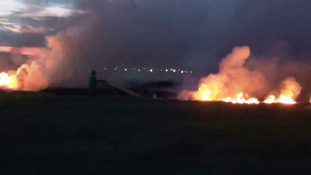 Nuevo Chimbote: Prenden fuego a pastizales de acceso a playa El Dorado