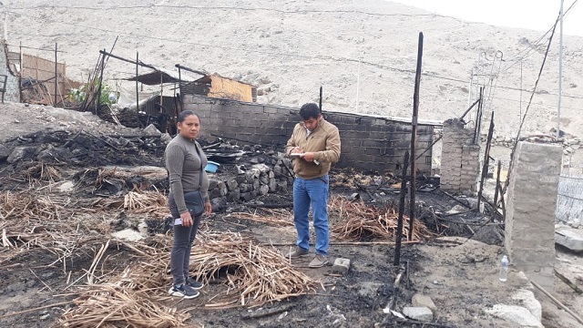 Incendio dejó en escombros tres viviendas en la ciudad de Casma