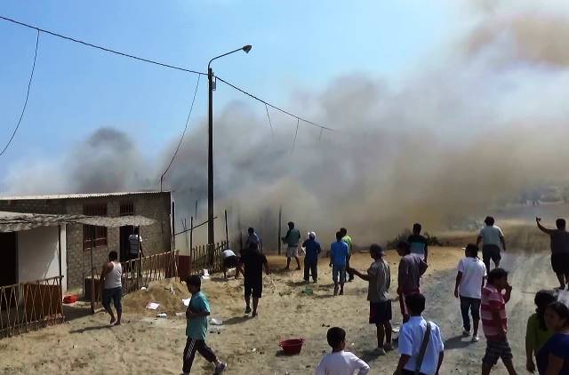 Nuevo Chimbote: Cuatro viviendas resultaron afectadas tras incendio en "Los conquistadores"