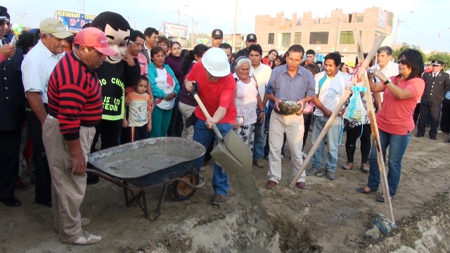 Empezó obra de pavimentación en prolongación de la avenida Pacífico