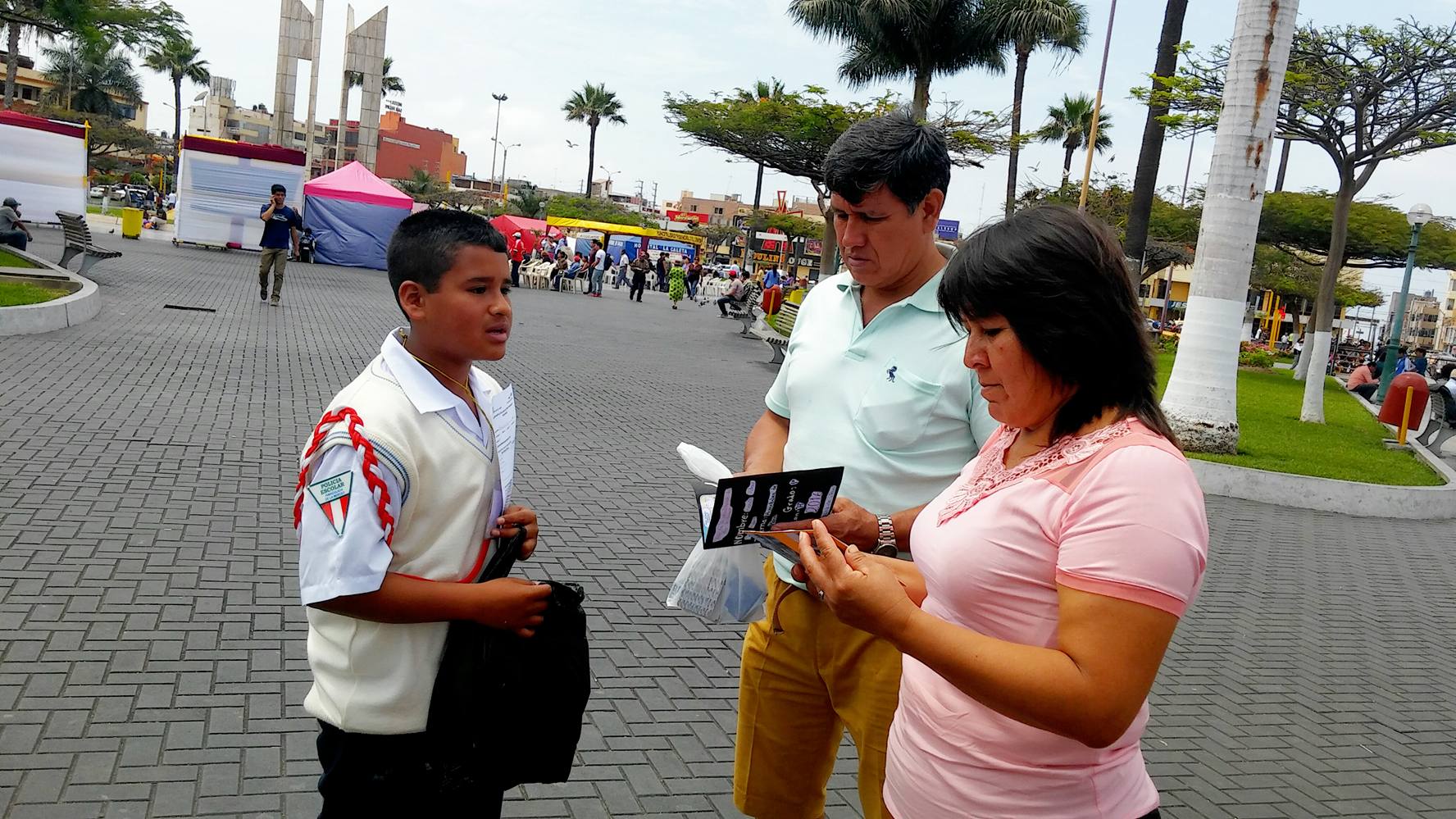 Escolares del colegio Inmaculada sensibilizan sobre el cuidado del patrimonio de Chimbote