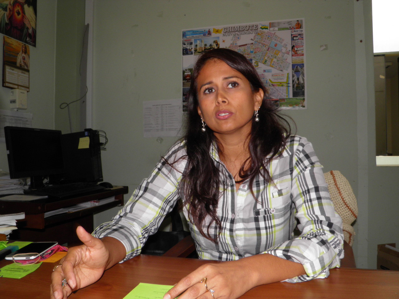 Chimbote: Proceso de empadronamiento a las familias de la costanera en etapa de culminación