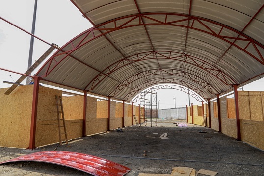 Instalan albergues para transportistas de “Cinco Esquinas” en terminal terrestre de Chimbote