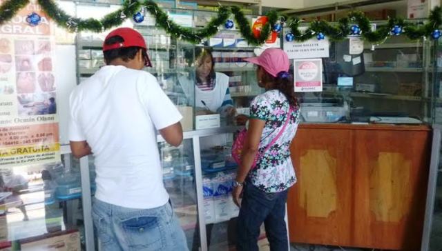 Treinta por ciento de médicos prescribe medicamentos comerciales y genéricos