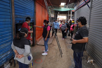 Chimbote: municipio verificó que puestos de venta del “Dos de Mayo” estén adecuados a medidas de bioseguridad