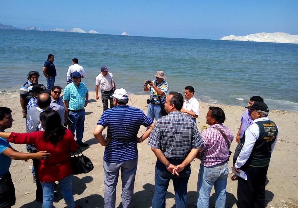 Autoridades, técnicos y congresista Foronda inspeccionaron zona costera de Chimbote