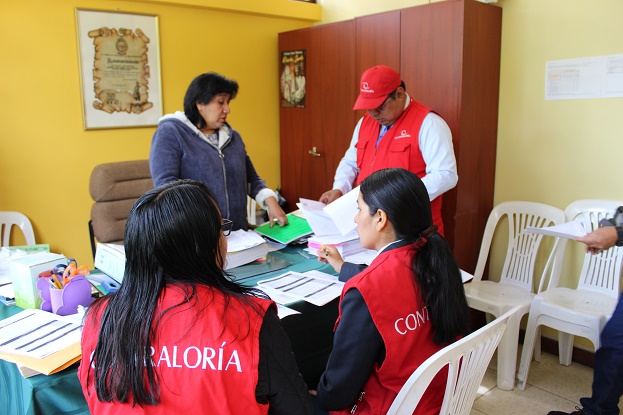 Contraloría supervisa más de 60 colegios en la región Áncash