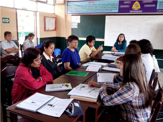 Oficializan acreditación institucional del Instituto Pedagógico Chimbote