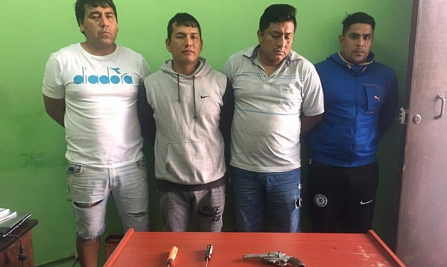 Intervienen a cuatro presuntos roba casas en Chimbote, se desplazaban en un automóvil y tenían revólver