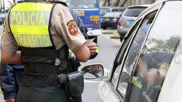 Mujer que intentó sobornar a efectivo policial fue condenada en Huarmey