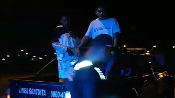 Intervienen en Nuevo Chimbote a dos presuntos ladrones que robaron vehículo a chofer venezolano