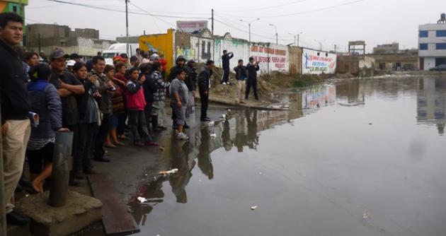 Defensa Civil entregó ayuda afectados por oleaje anómalo en Miramar