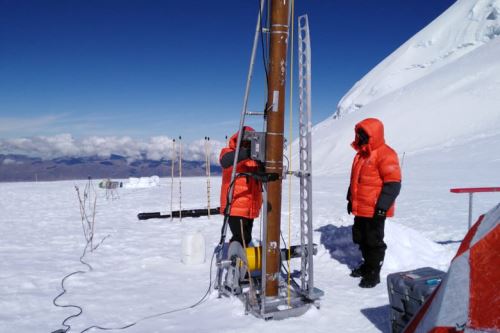 Áncash: investigación científica en nevado Huascarán avanza sin complicaciones