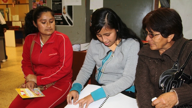  Invidentes podrán conocer sus derechos con manual en Sistema Braille