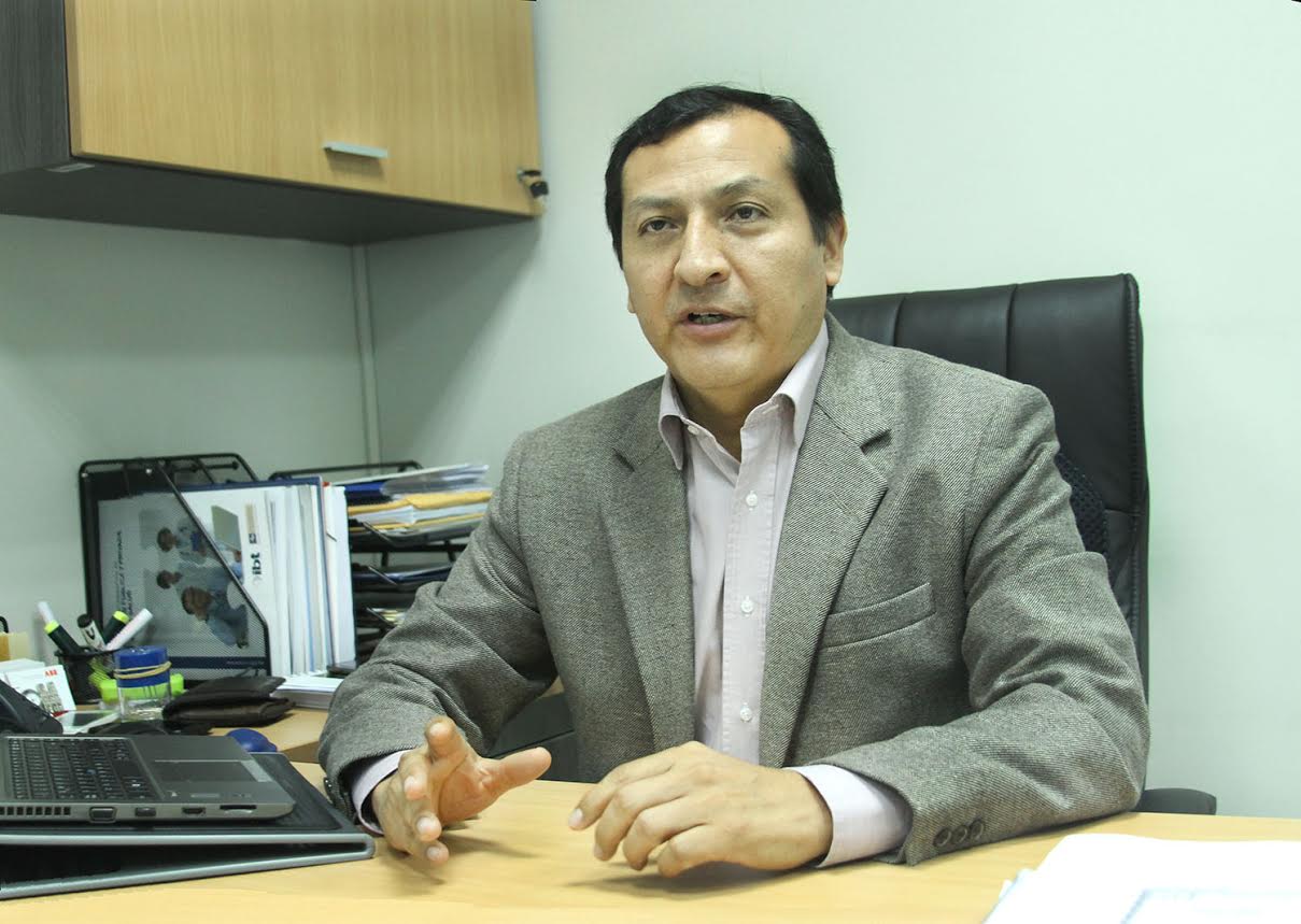 Se incrementó número de trabajadoras del Estado peruano con educación universitaria