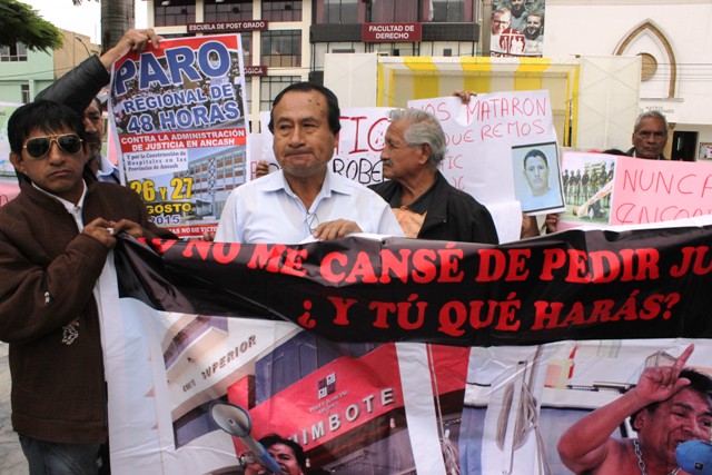 En lavado de banderas piden que informe de Comisión Áncash sea entregado a la fiscalía