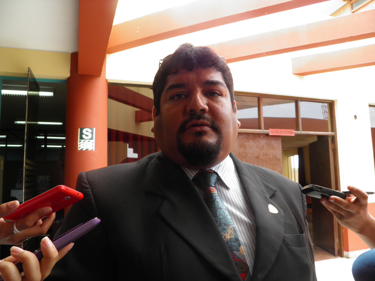 Javier Estrada: “Investigación contra exfiscales es injusto y arbitrario” 