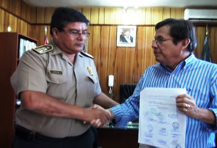 Autoridades respaldan trabajo del jefe de la Divipol Chimbote