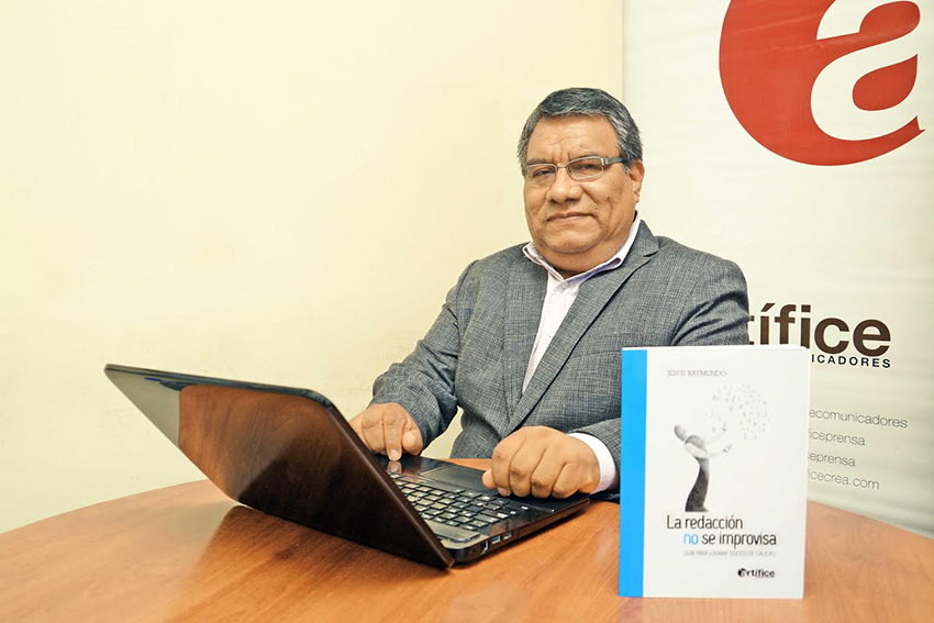 Manual “La redacción no se improvisa” se distribuye en Chimbote