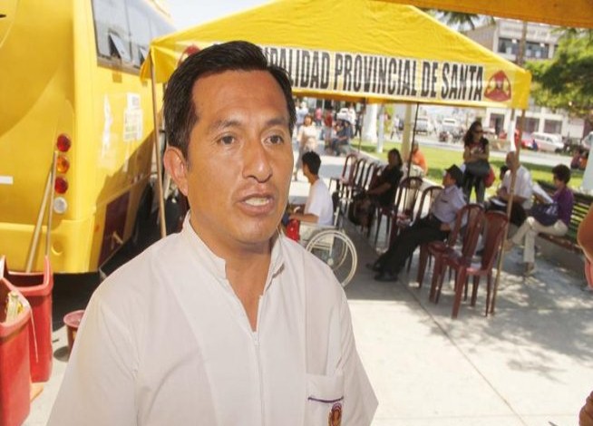 Chimbote: Designan a Jhonny Cano como nuevo director de la Red de Salud Norte