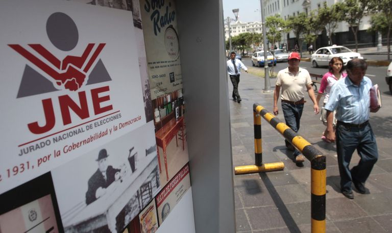 Antecedentes políticos, disciplinarios y patrimoniales de los aspirantes a la presidencia del JNE