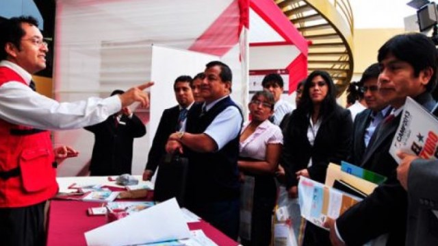 ¿Qué información deberá contener las Hojas de Vida de los candidatos?