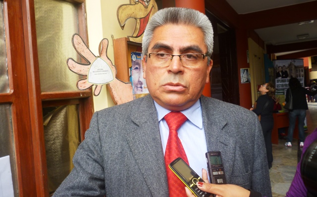 Preocupante escasez de médicos especialistas en hospitales de Essalud