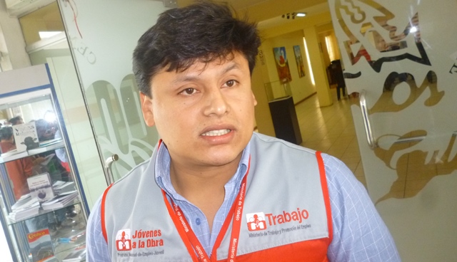  Buscan capacitar a 800 jóvenes para insertarlos en el mercado laboral