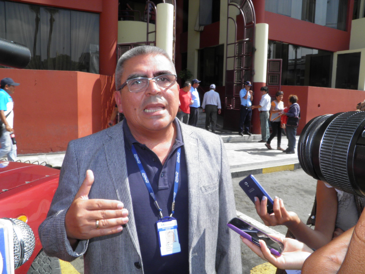 Ancash: Gerente de EsSalud reconoce carencia de especialistas 