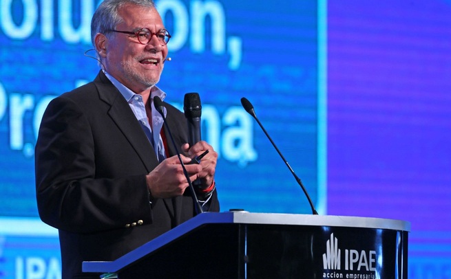 Ugaz pide cerrar puertas a candidatos con denuncias por corrupción