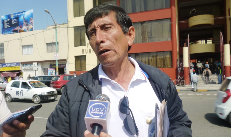 Profesores excedentes siguen trabajando por falta de resolución de cese